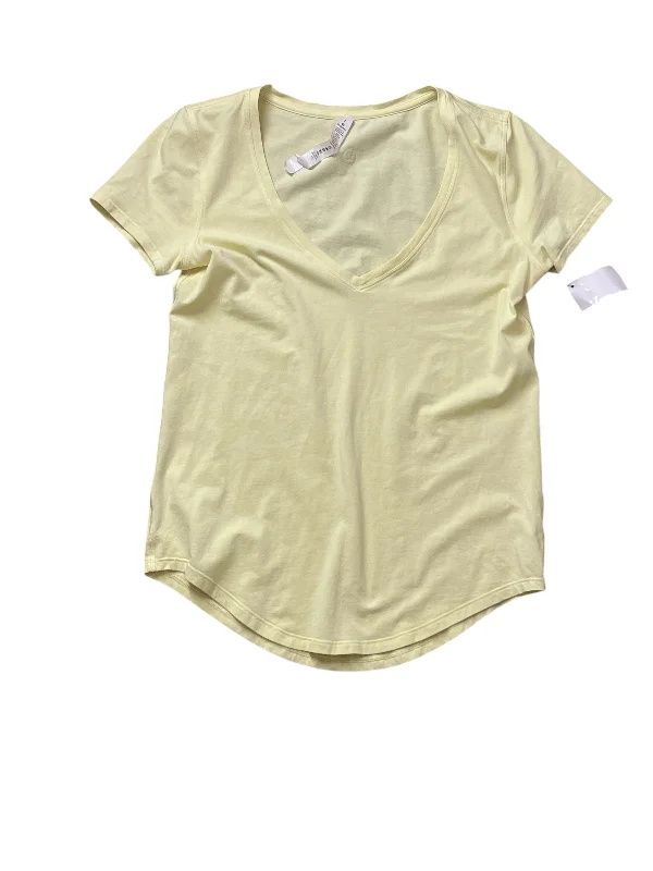 Athletic Top Short Sleeve By Lululemon In Yellow, Size: 2